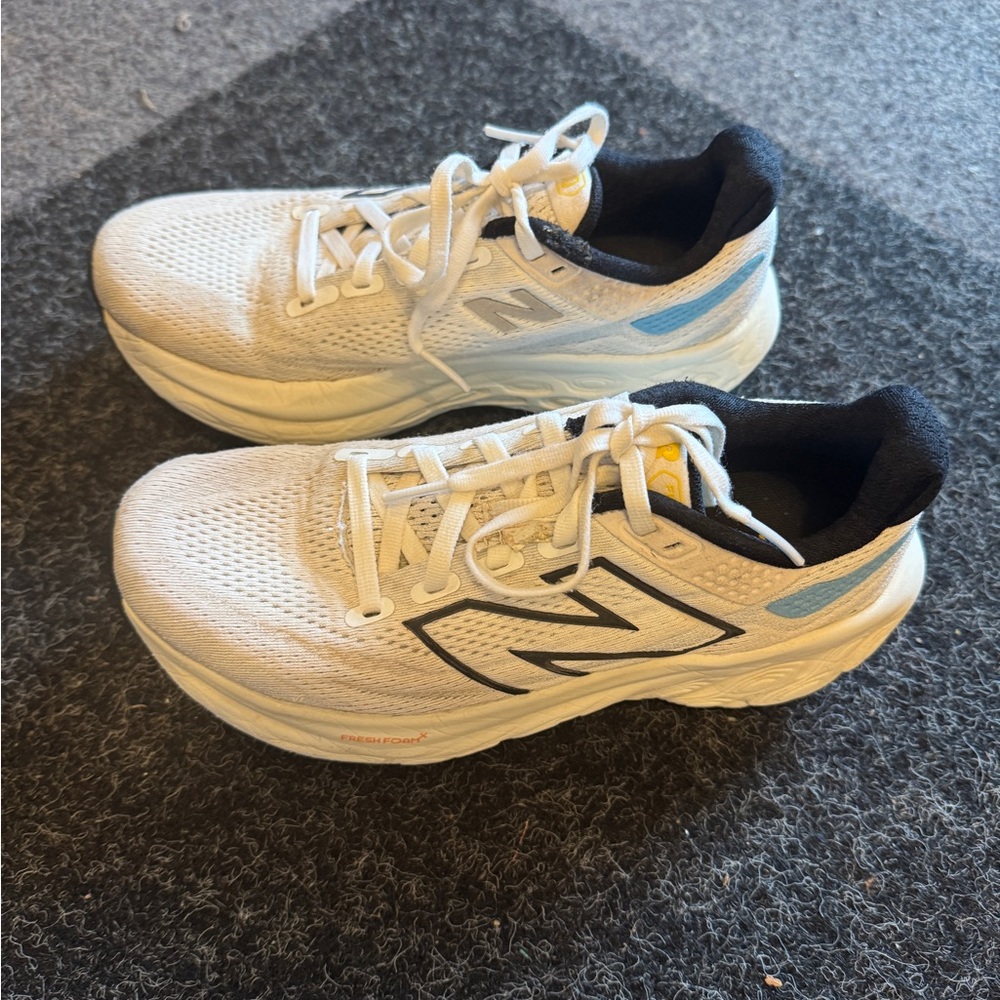 New Balance Kids Sneakers Size 3 Fresh Foam Running White